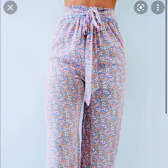 Floral pants - Picture 1 of 6